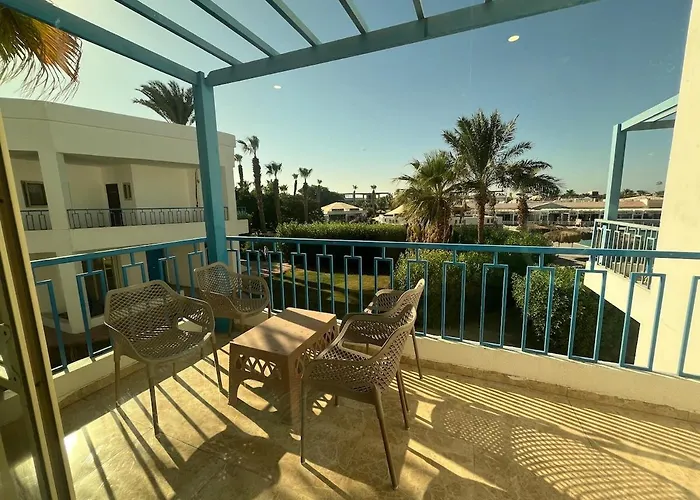 Family-friendly In , Mirage *